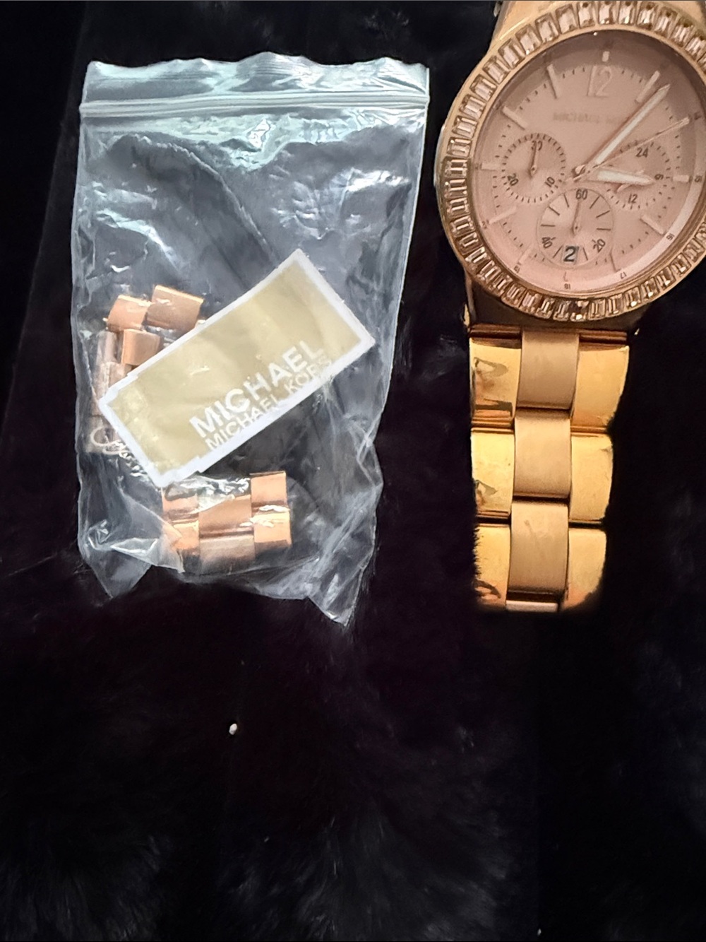 Michael Kors Gold-Tone Men's Chronograph Bracelet Watch - Picture 2 of 2